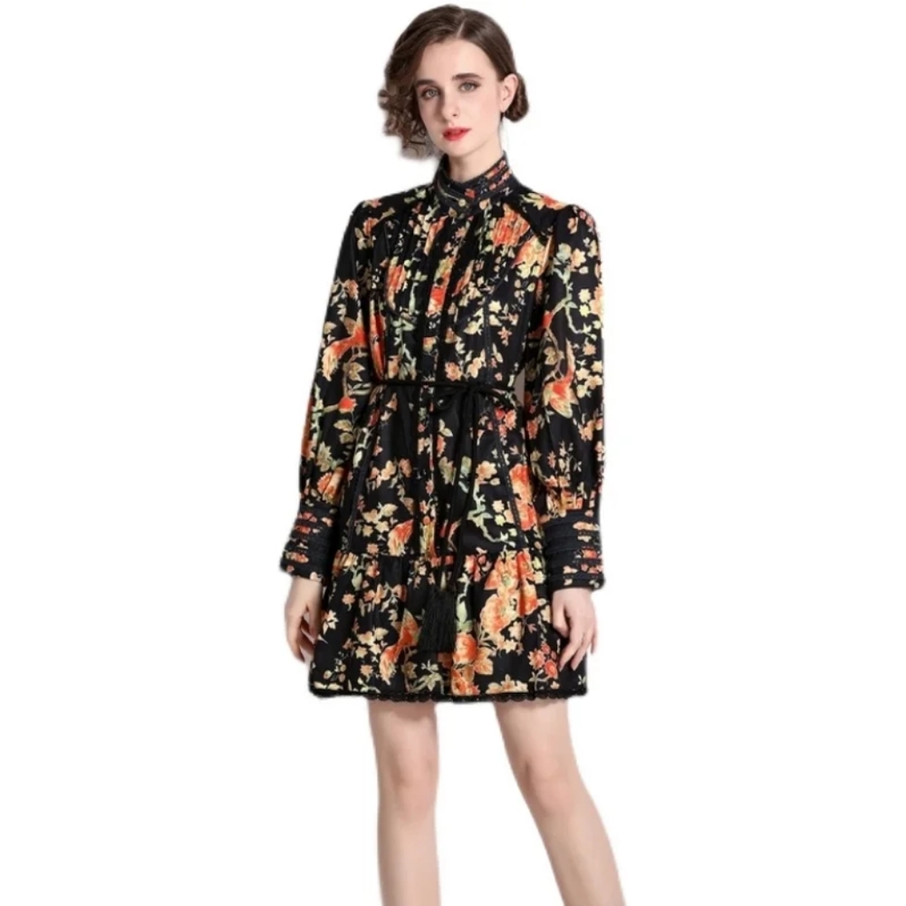 Floral mini dress! ♥️
